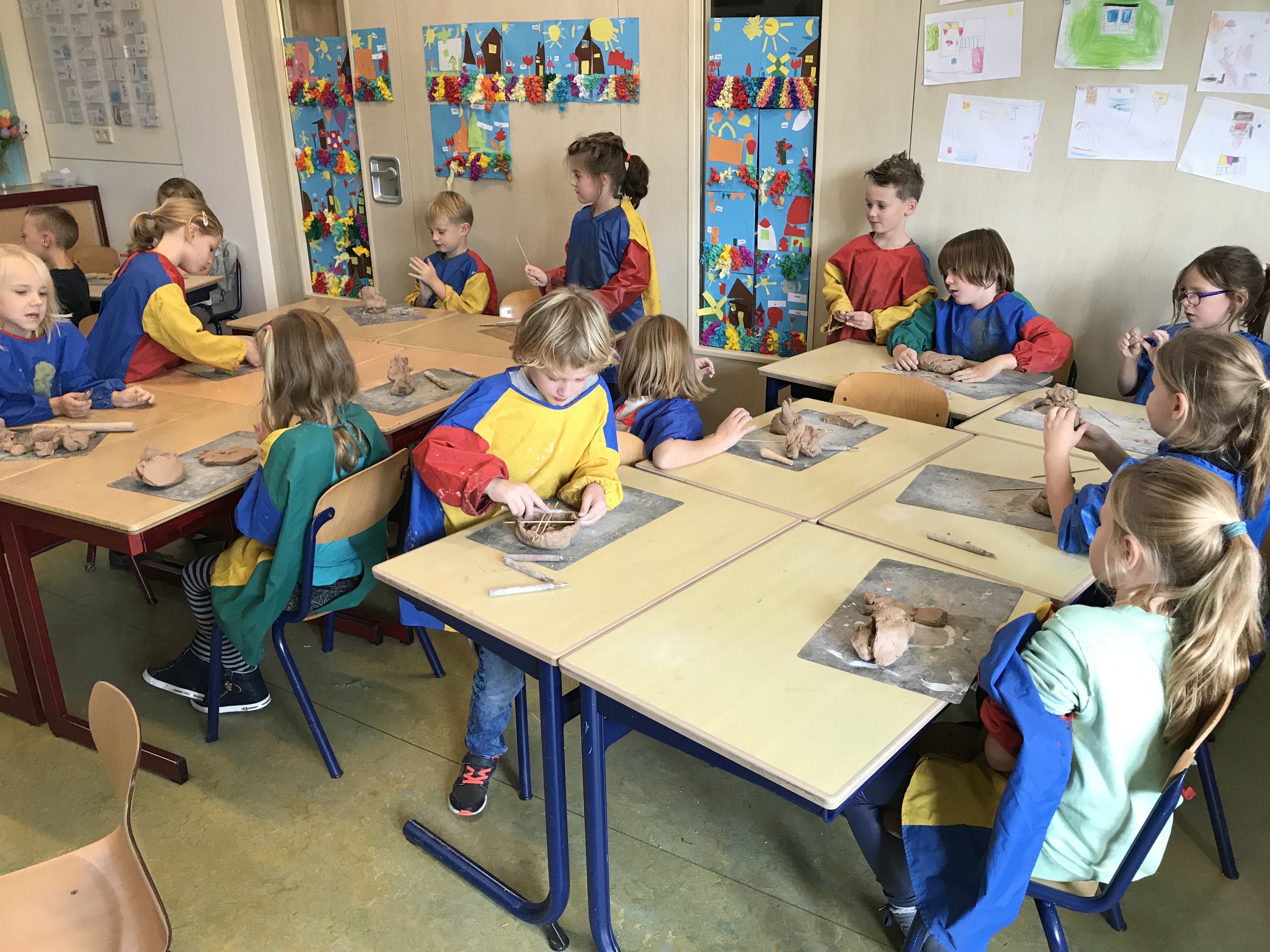 Groep 3: kunstenaars in de klas