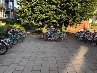 Fietshulpen Roos en Bastiaan